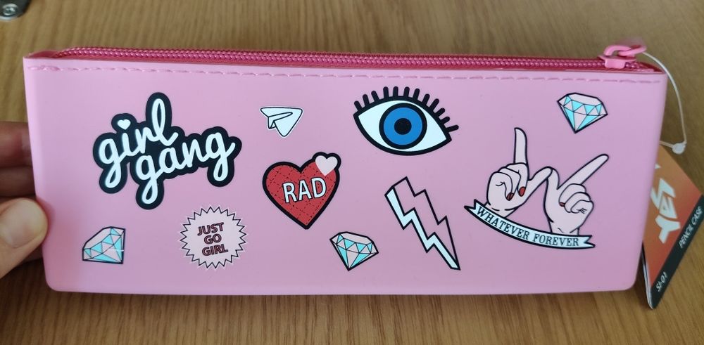 Школьный пенал для девочки новый