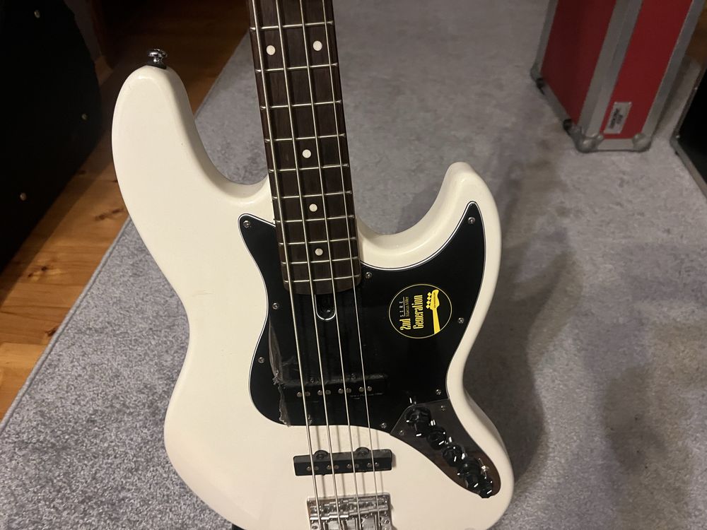 Gitara basowa marcus miller v3