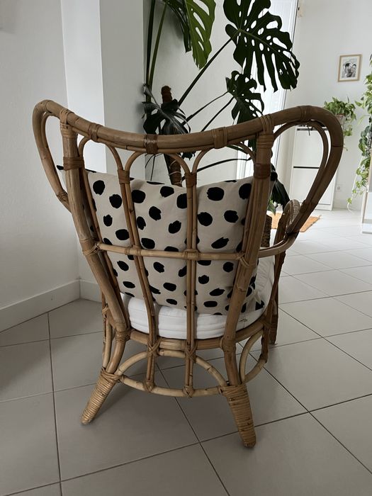 Cadeirão IKEA como novo