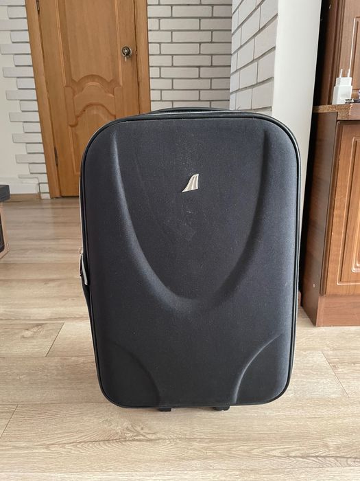 Валіза чорна тканина