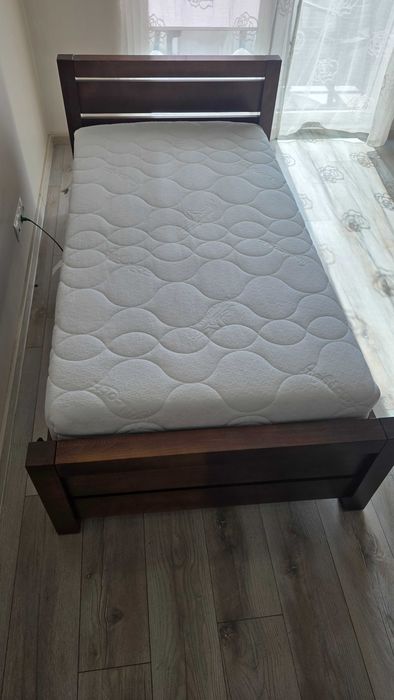 Łózko elektryczne podnoszone z pilota drewniane+stelarz i materac med.