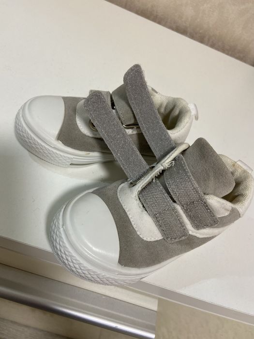 Кеди sinsay 21 pозмір