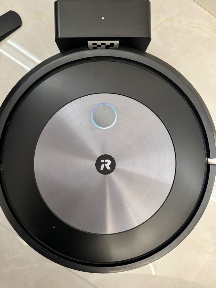 iRobot Roomba J7 jak nowy