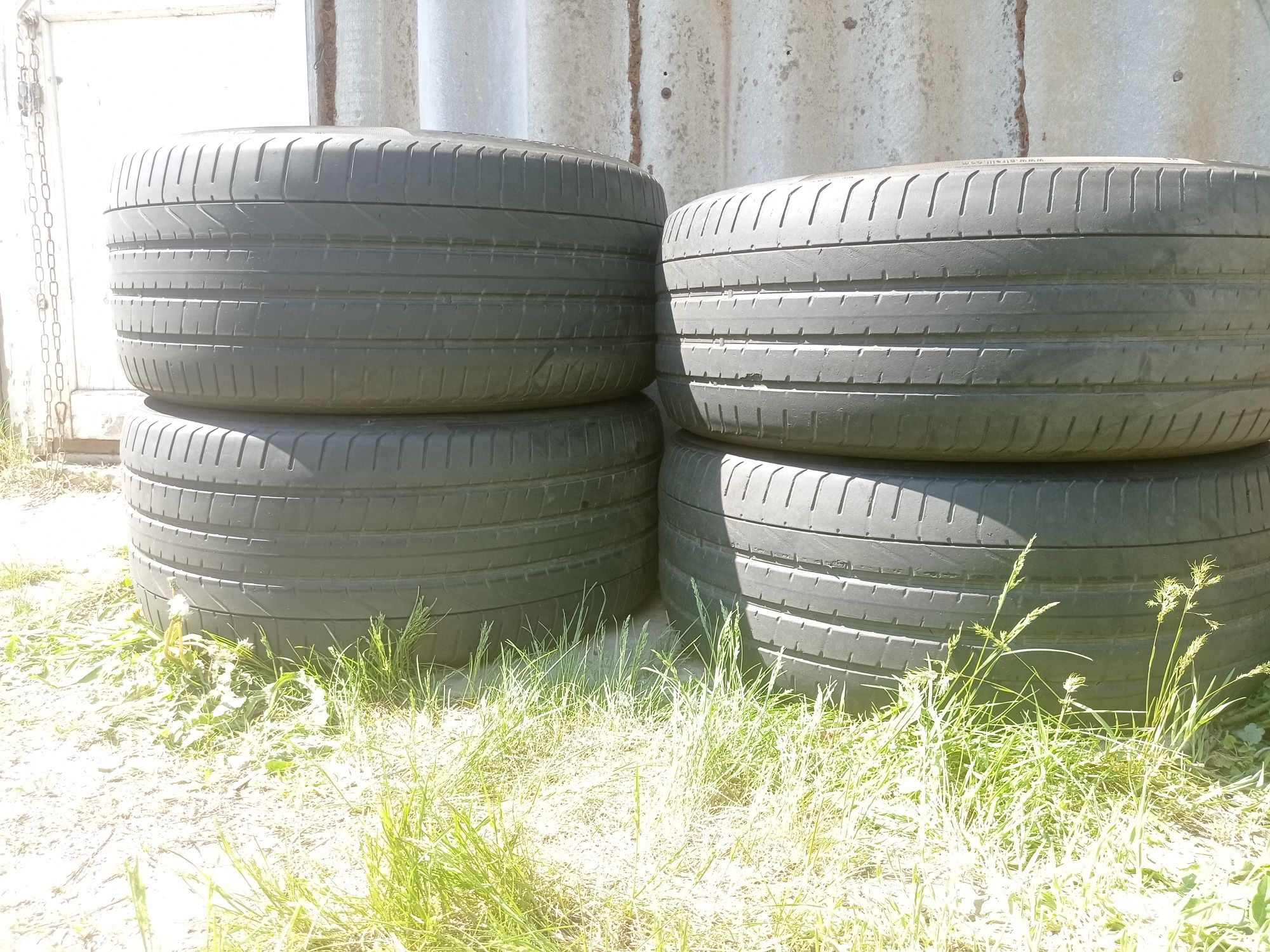 Шины Pirelli P Zero 305(275)/40(45) R20 разноширокие Лето