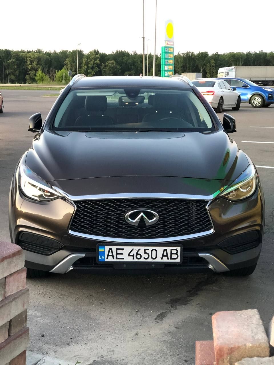 Продам Infiniti QX30