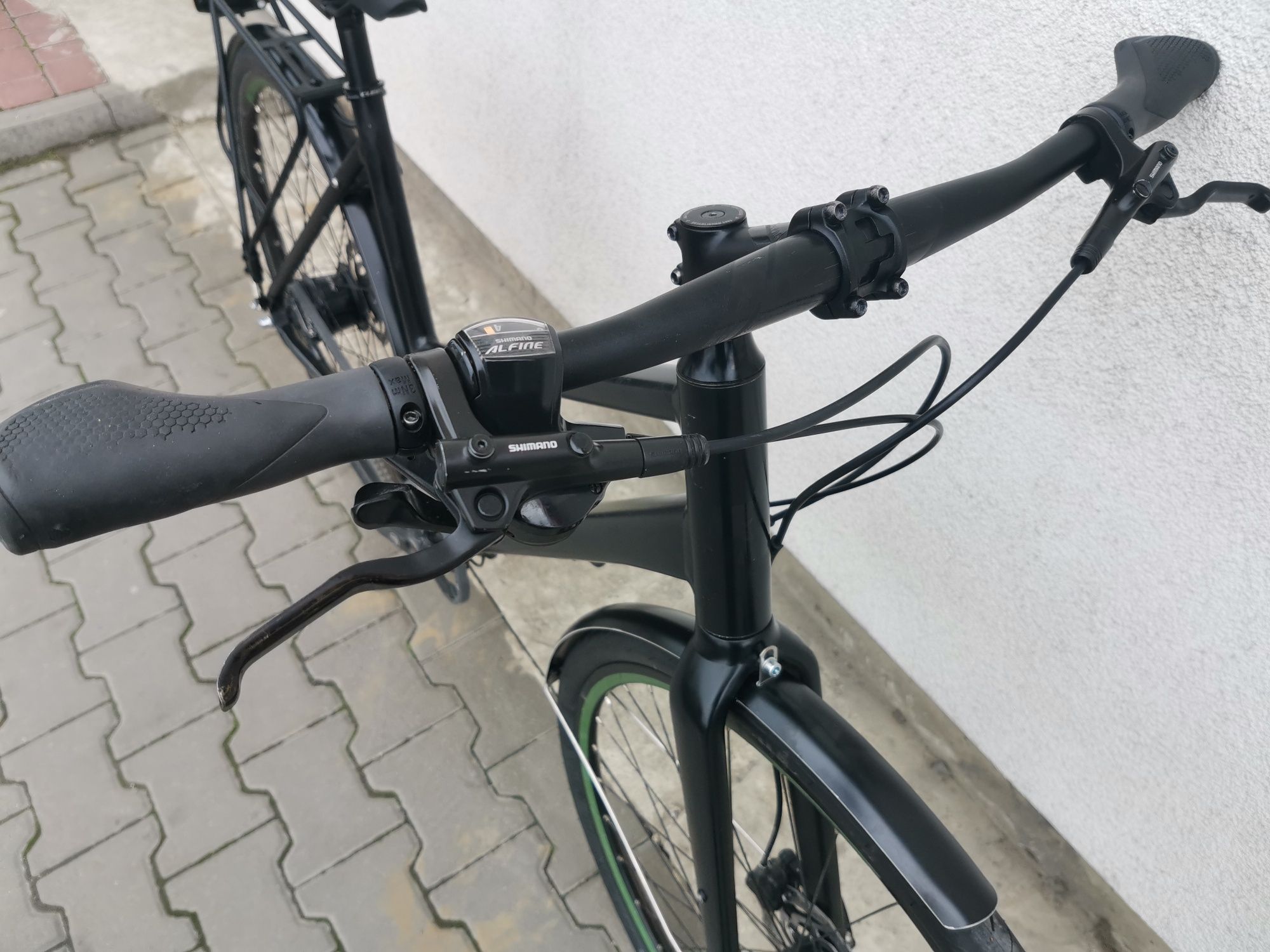 Велосипед Cube Hyde на пасу Alfine 8 Тормоза дискові гідравлічні Shima