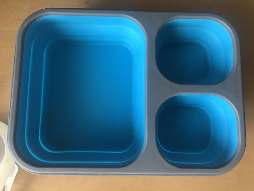 Składany sylikonowy dzielony lunchbox z pojemnikiem na sos.