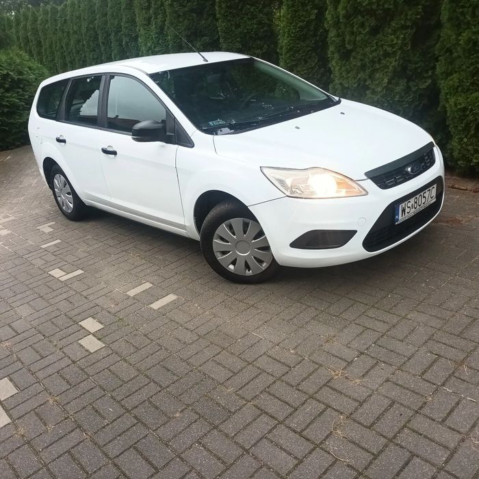 Ford Focus 1.6 90 KM Czysty środek  Ekonomiczny Okazja