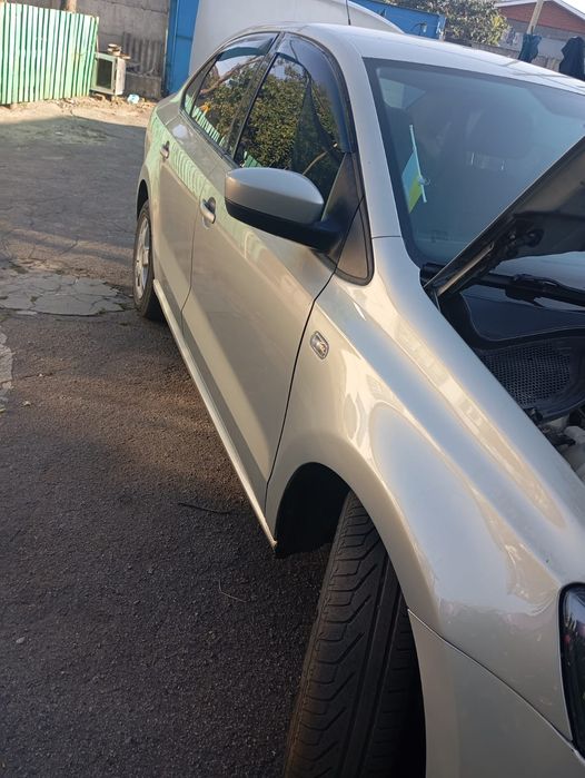 Volkswagen Polo 1.6 газ/бензин 2012р.