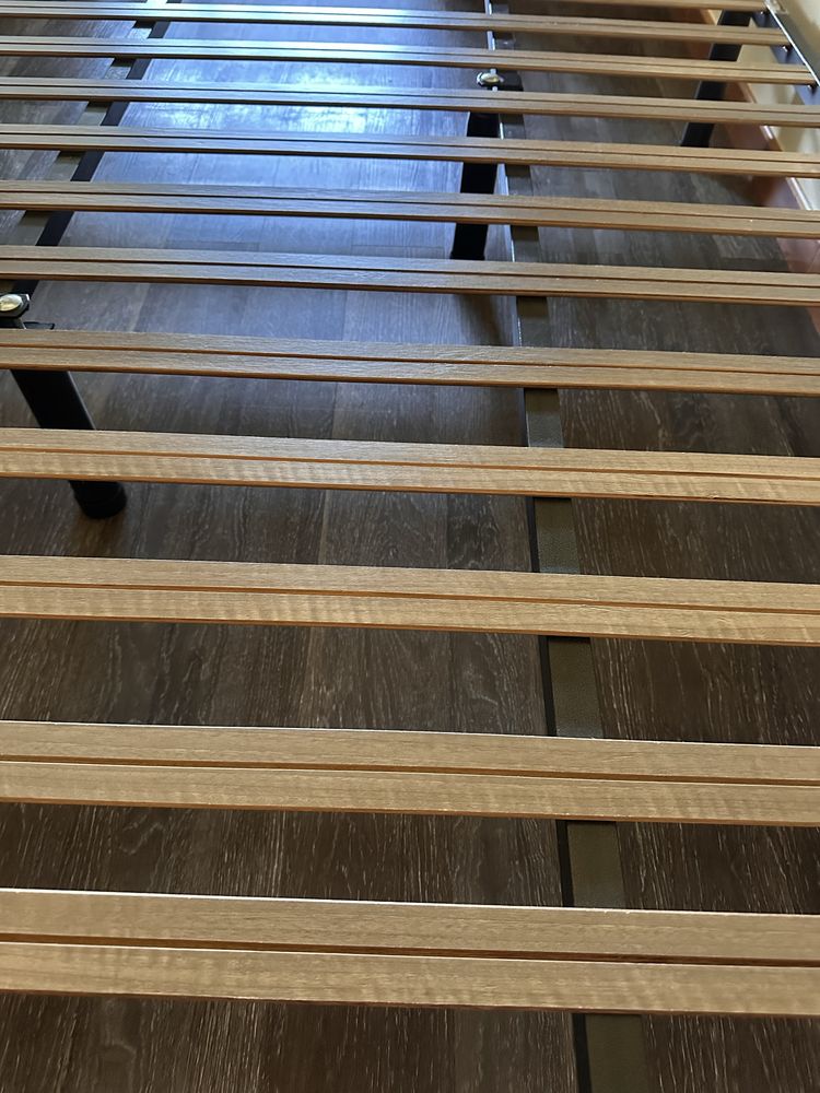 Estrado com pés 190x140 Mindol