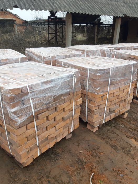 Цегла   рядова м 100 Миронівка