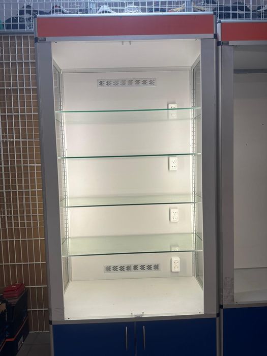 Regaly witryna regal gablota