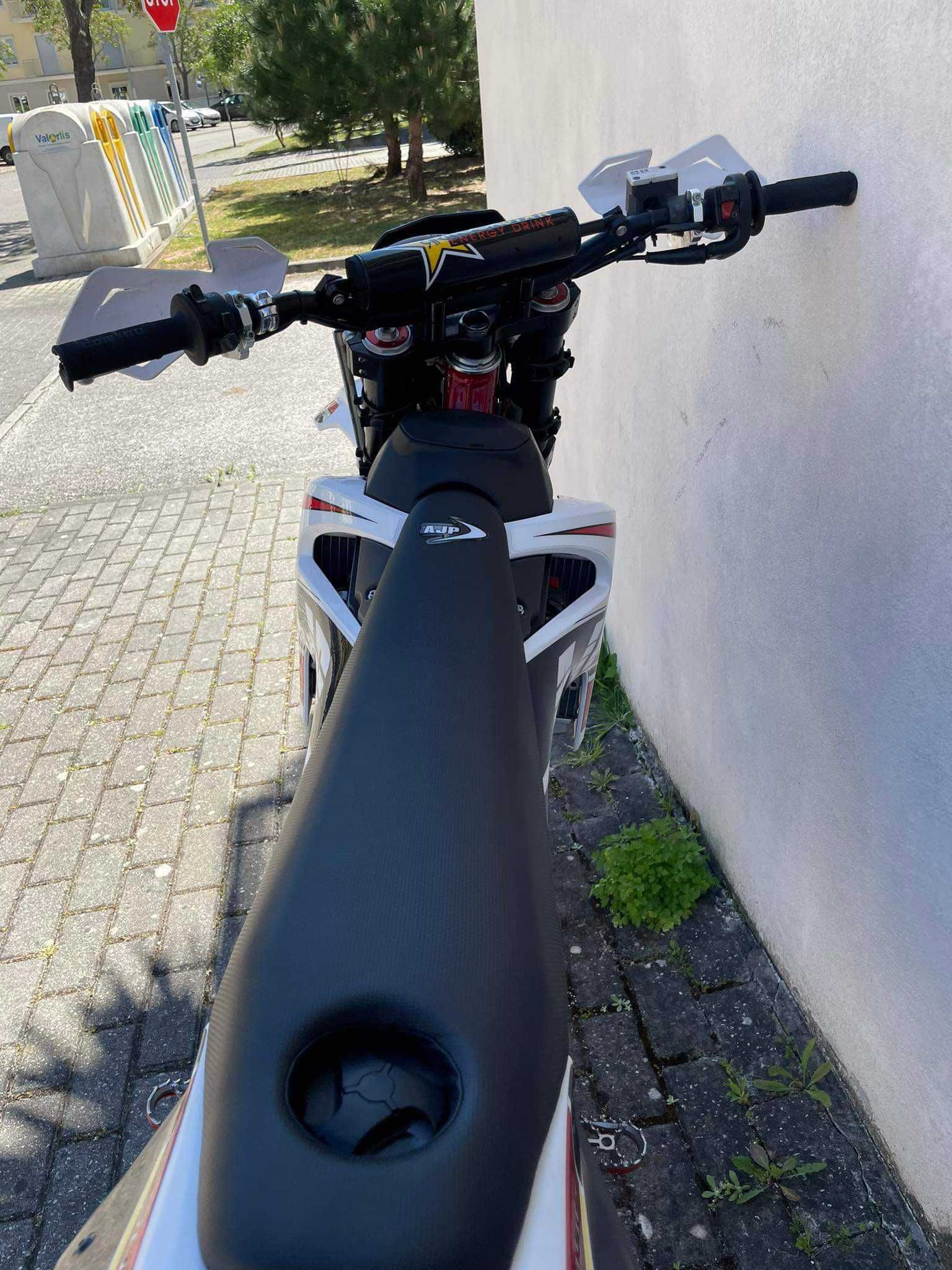 AJP SPR 250 Matriculada 2021