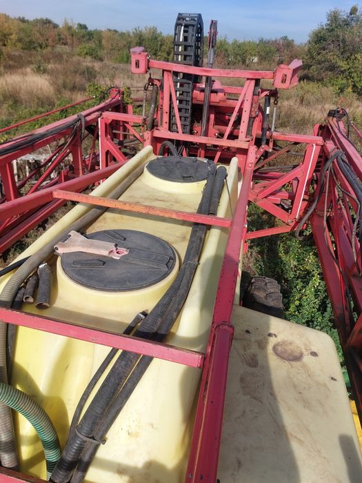 Опрыскиватель прицепной keverlend  rau