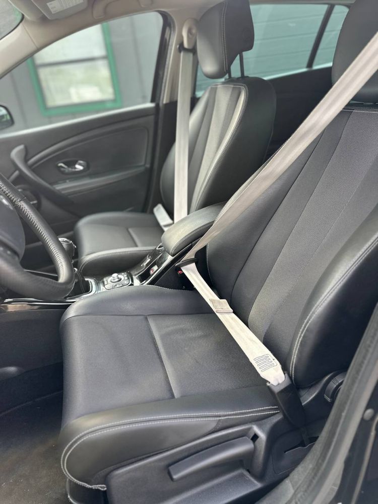 Renault Megane Bose 2013