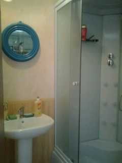 Оренда кімнати в будинку с.Петропавлівська Борщагівка(Київ)