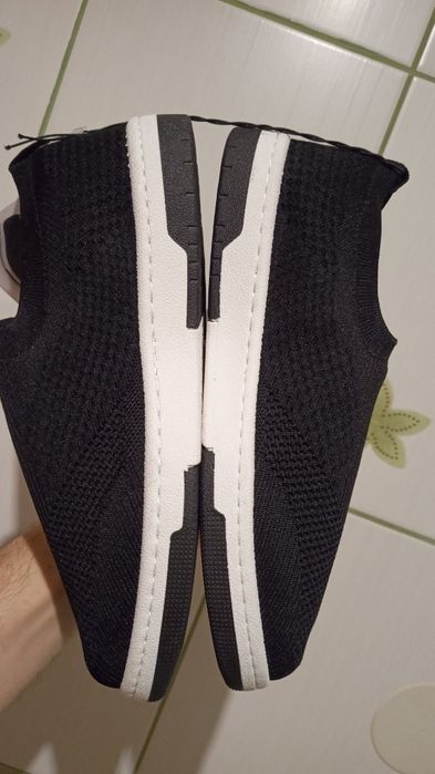 Clevé  NOWE Męskie przewiewne wsuwane sneakersy / mokasyny,  42/27 cm