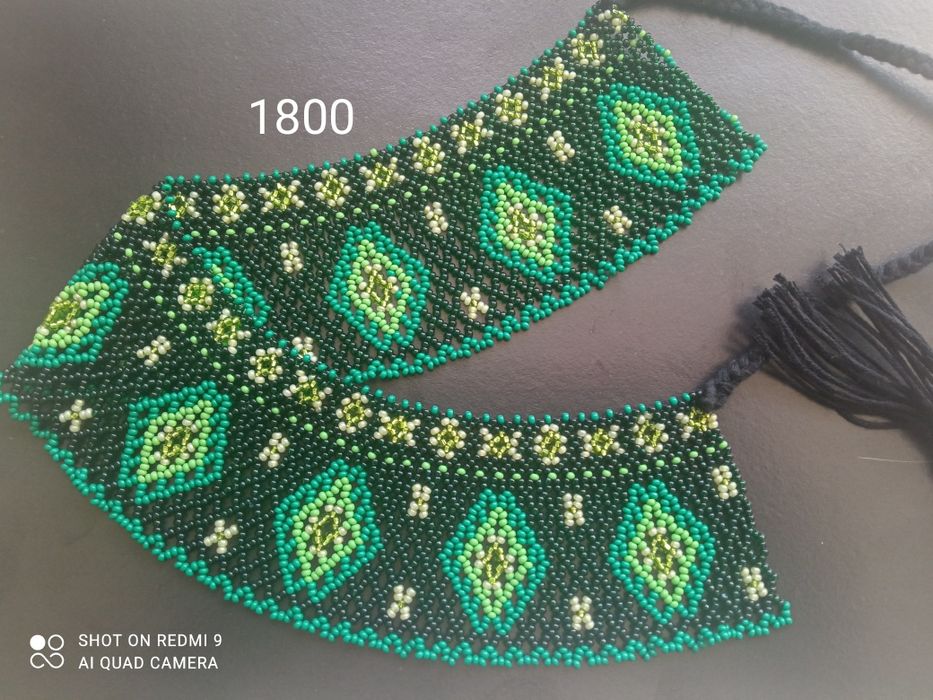 Вироби з бісеру. Ручна робота.