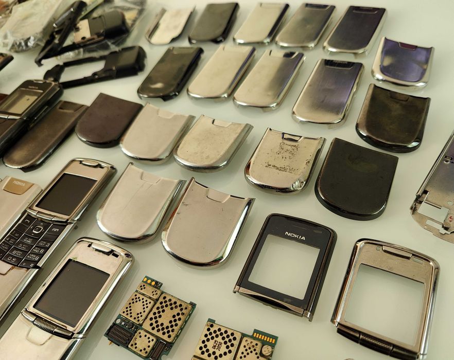 Запчасти для Nokia 8800 Classic/8800d Sirocco !