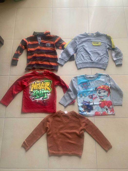 5x Hoodies | Sweatshirt | Camisolas de Rapaz - 4 anos - Lote