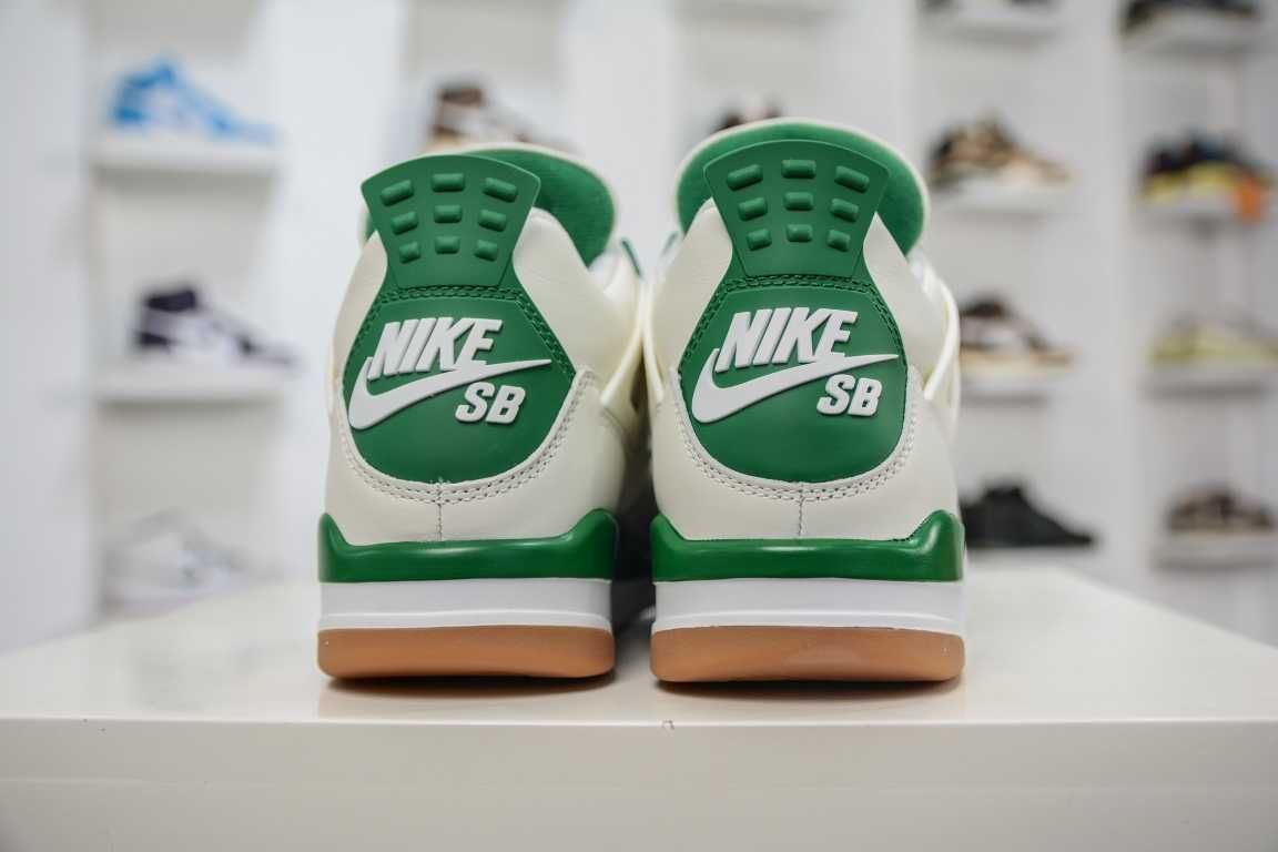 Nike Air Jordan 4 SB Pine Green , rozmiar 46