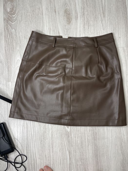 Шоколадна коричнева спідниця з еко шкіри