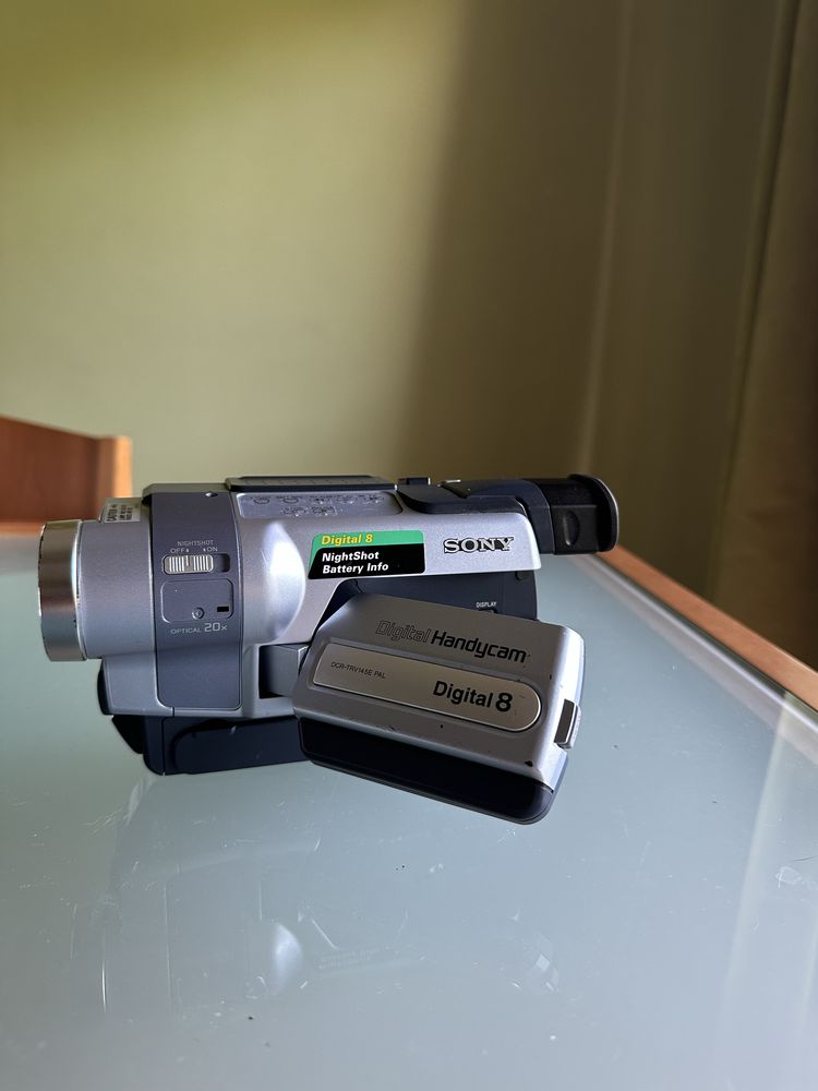 Sony DCR-TRV145E - Digital 8