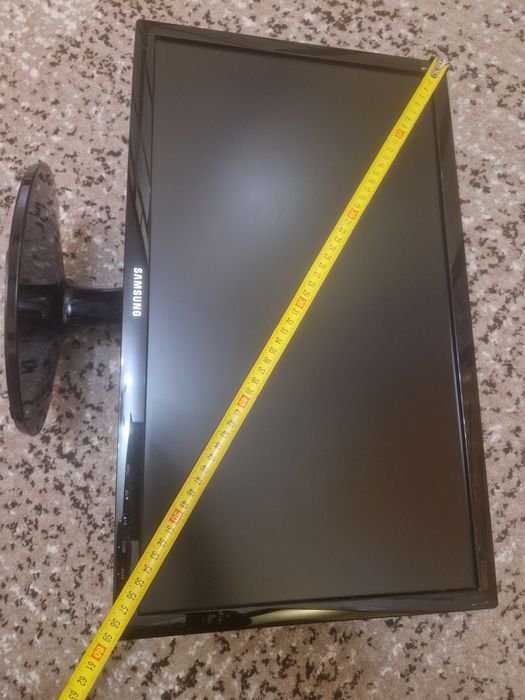 Продаю монітор Samsung S22D300NY