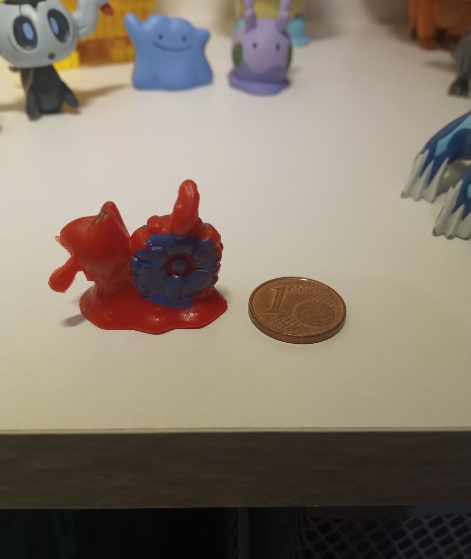 Mini figurinha Pokémon Magcargo