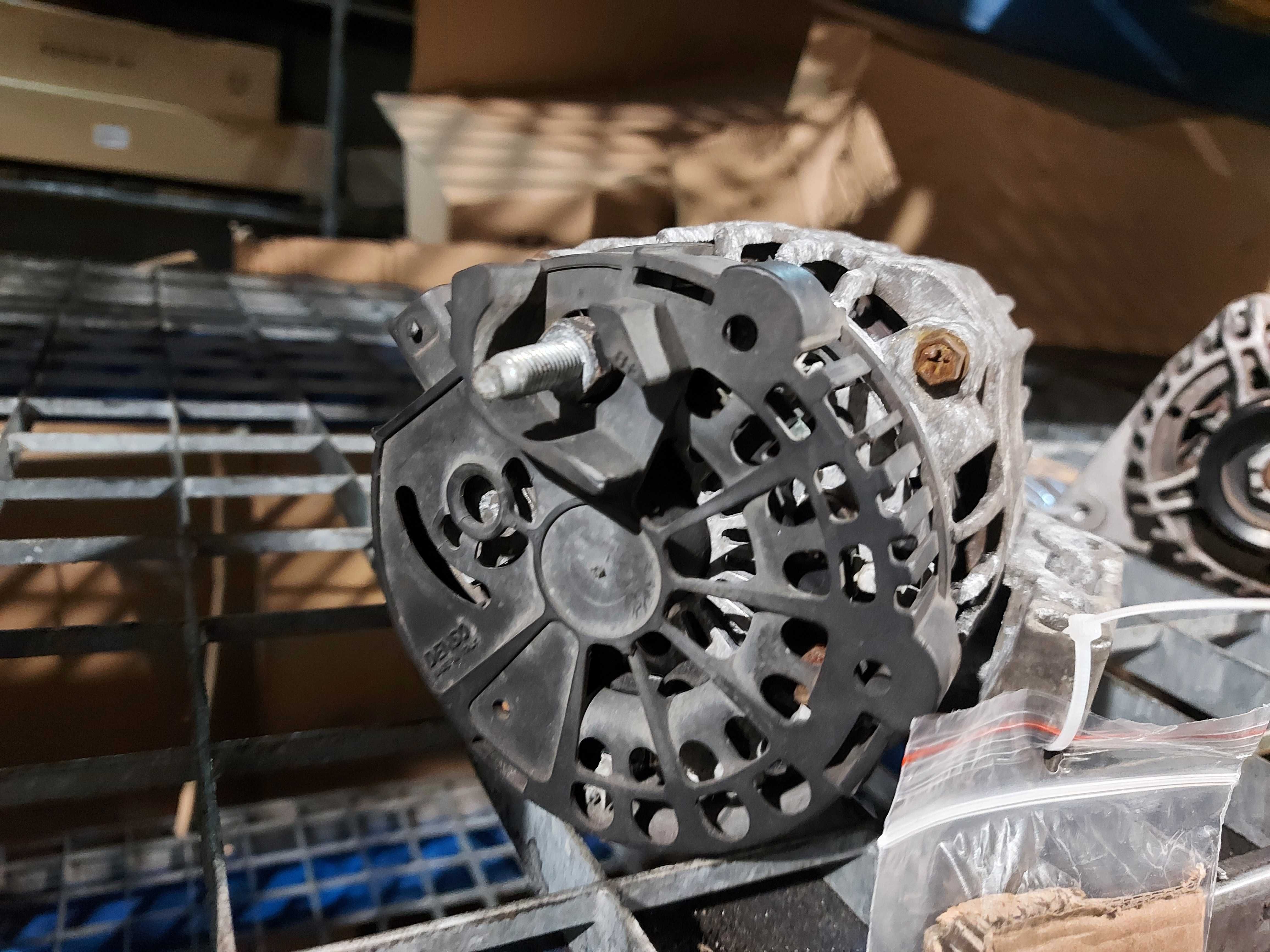 Opel Corsa D alternator 1,3 CDTI FV transport/dostawa