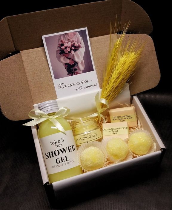 Подарунковий набір на день народження,свято для дівчини,жінки/Подаруно