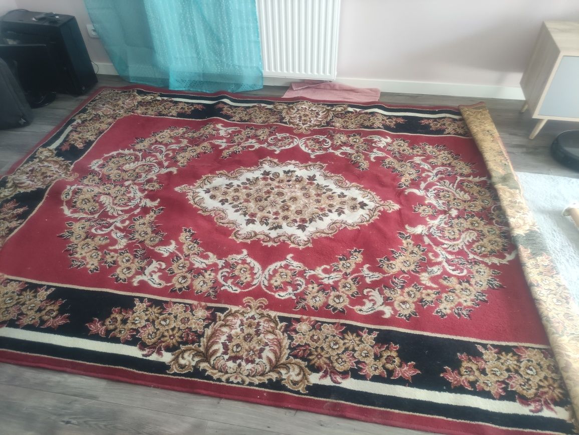 Piękny dywan duży