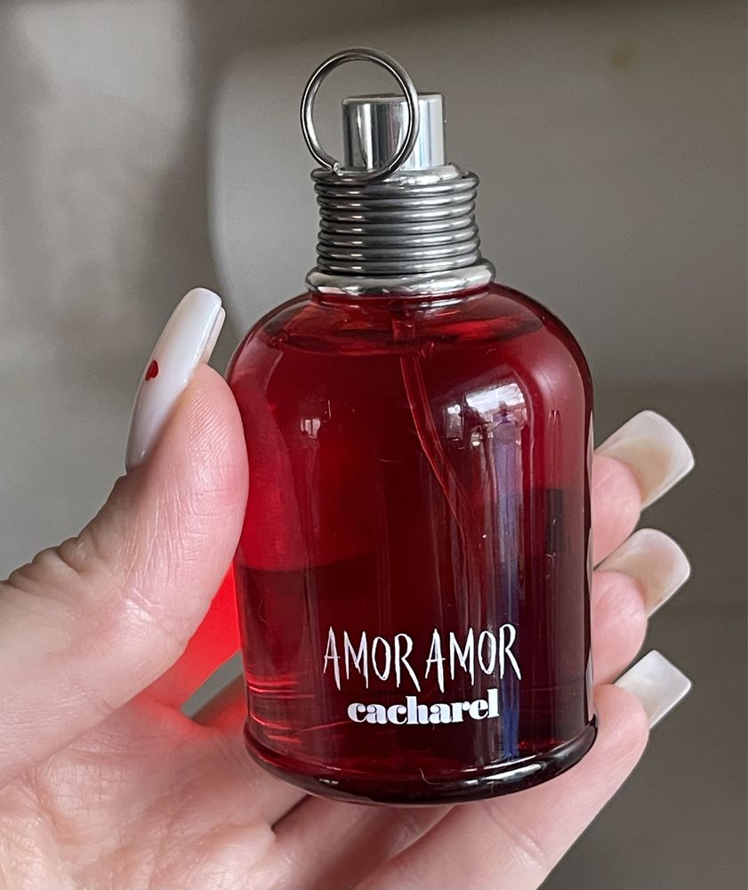 Туалетна вода Cacharel Amor Amor 50 ml.