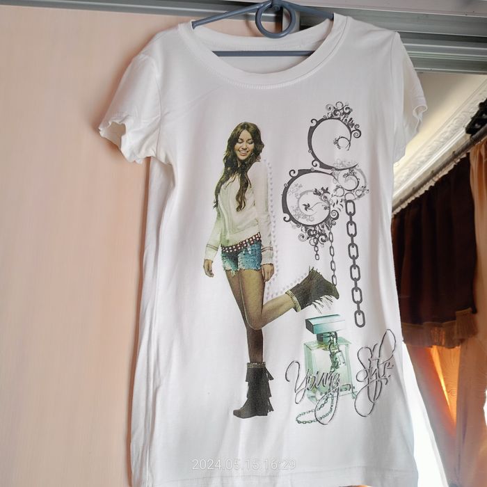 Продам футболки і блузи