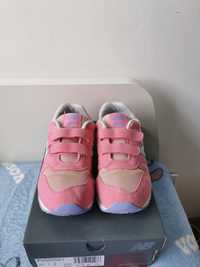 Buty New Balance 35 dziewczęce