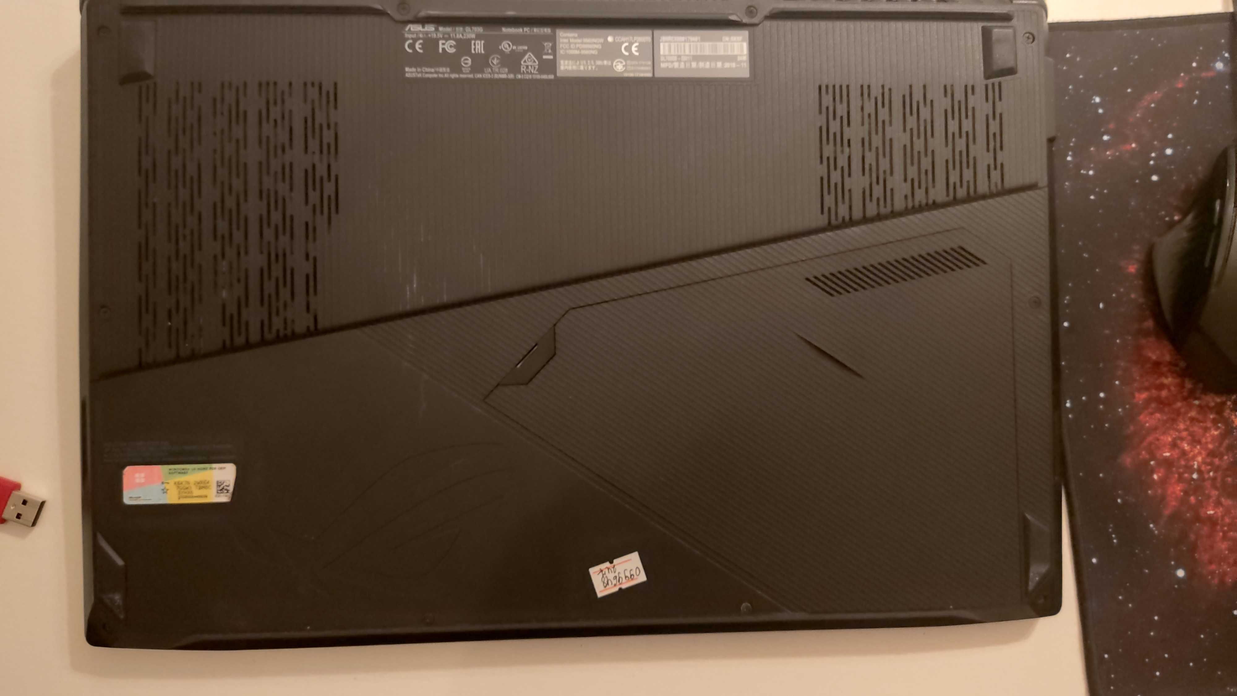 Laptop ASUS Strix SCAR Edition GL703GS-E5011 i7/GTX 1070 16GB RAM