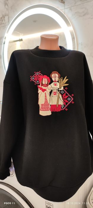 Вишиті світшоти, батники