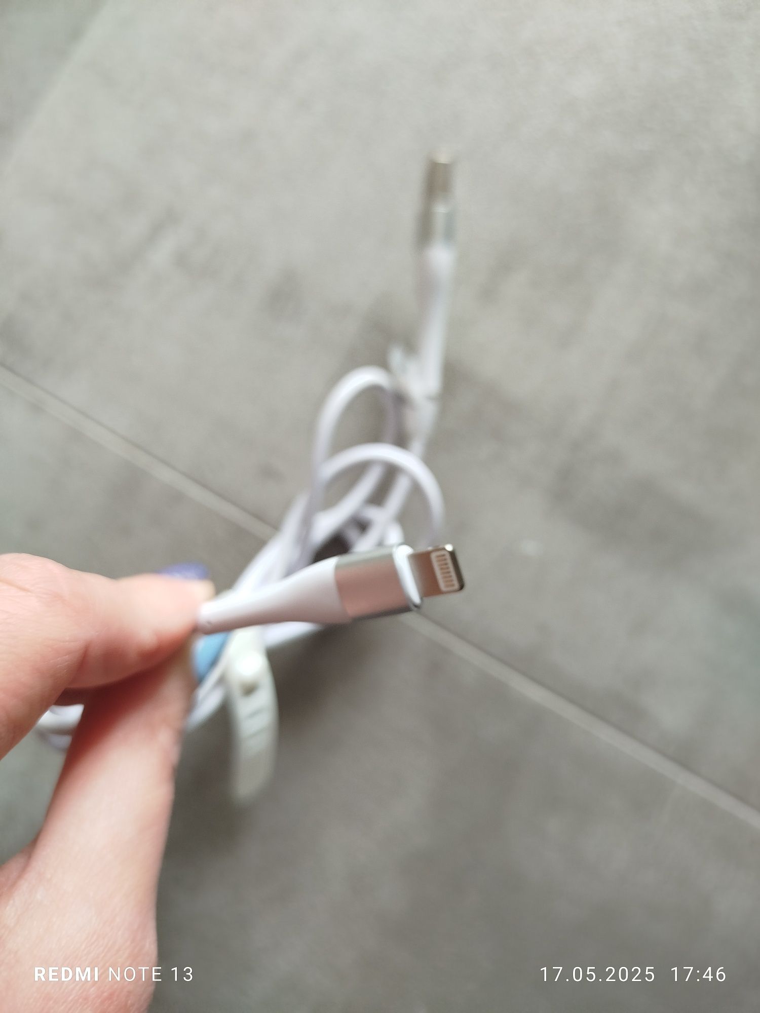 Kabel do telefonu iphone