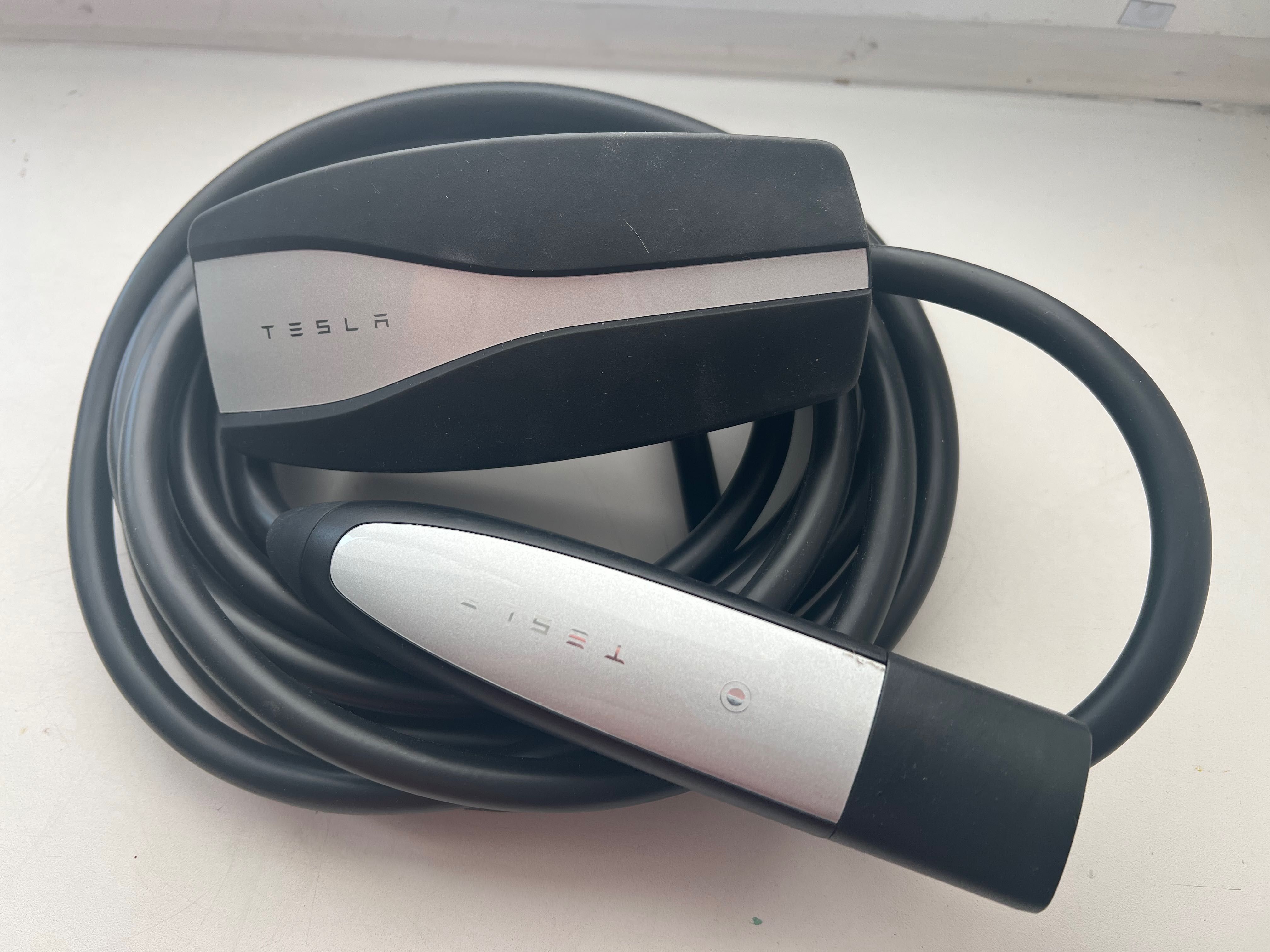 Зарядка Зарядний пристрій Tesla