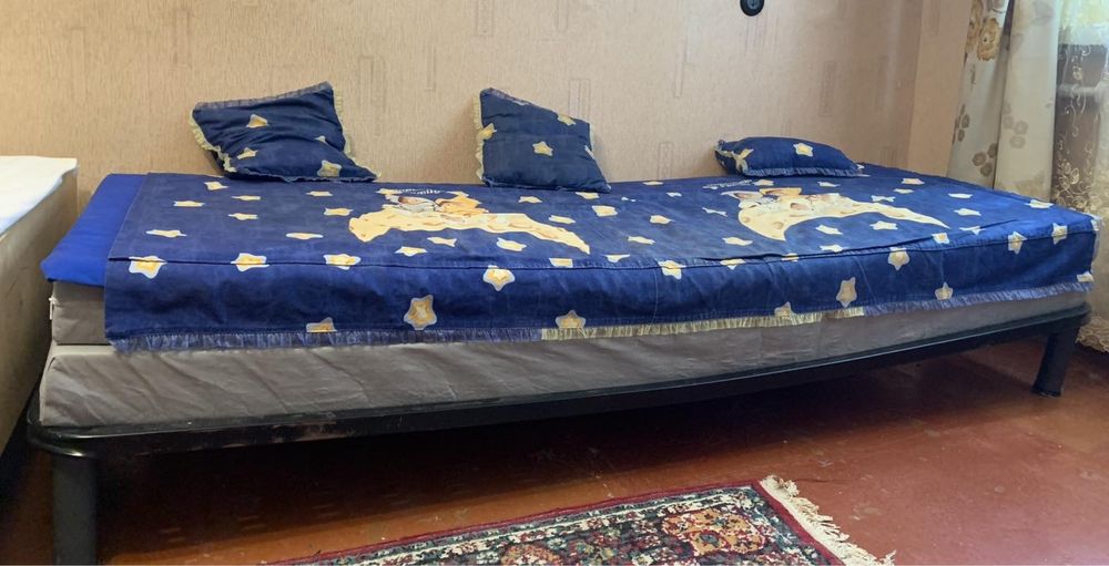 Кровать ліжко з матрасом