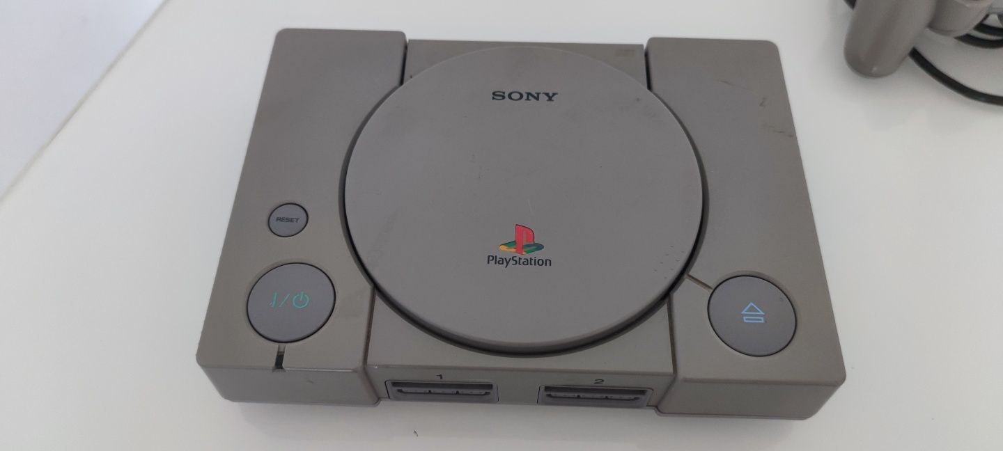 PlayStation 1 - PS1 - Com 1 comando original