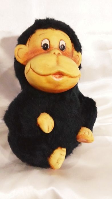 Статуэтка в детскую комнату "Милая обезьянка"