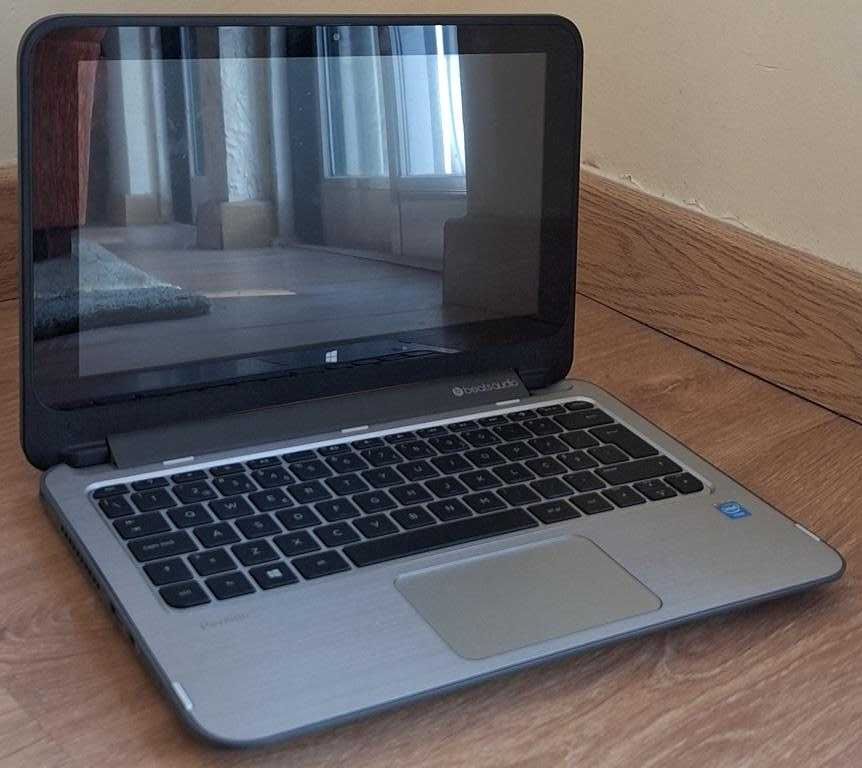 HP Pavilion 11-n001ep x 360