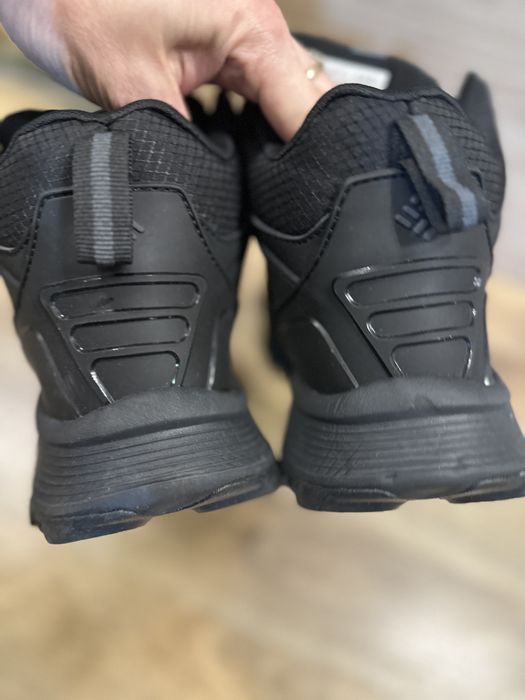 Ботинки термо зима  Columbia p.41 нові