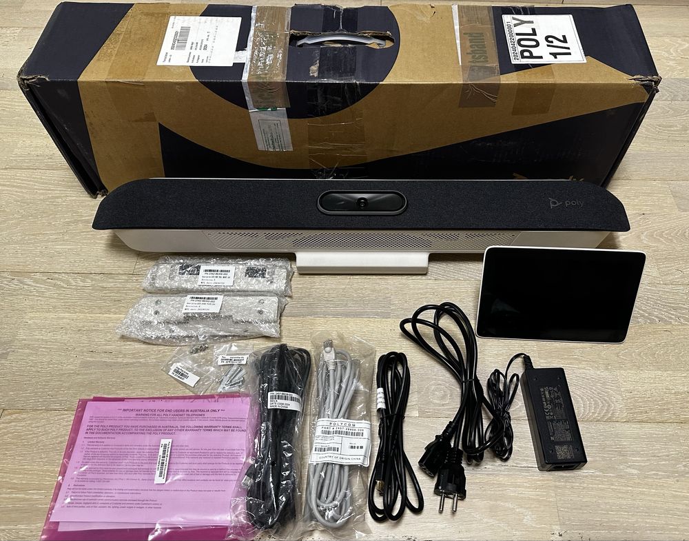 Конференц камера POLY Studio X50 з TC8 Controller Kit, відеобар