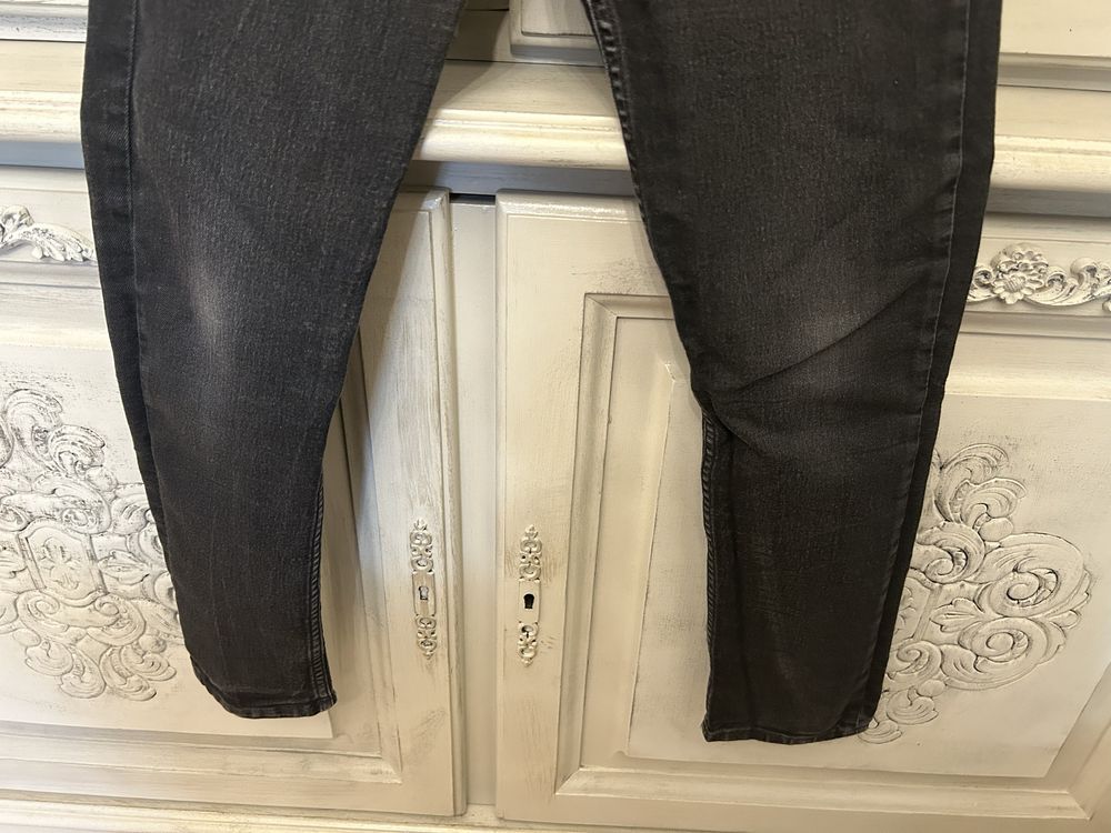 Czarne jeansy rurki H&M r 146