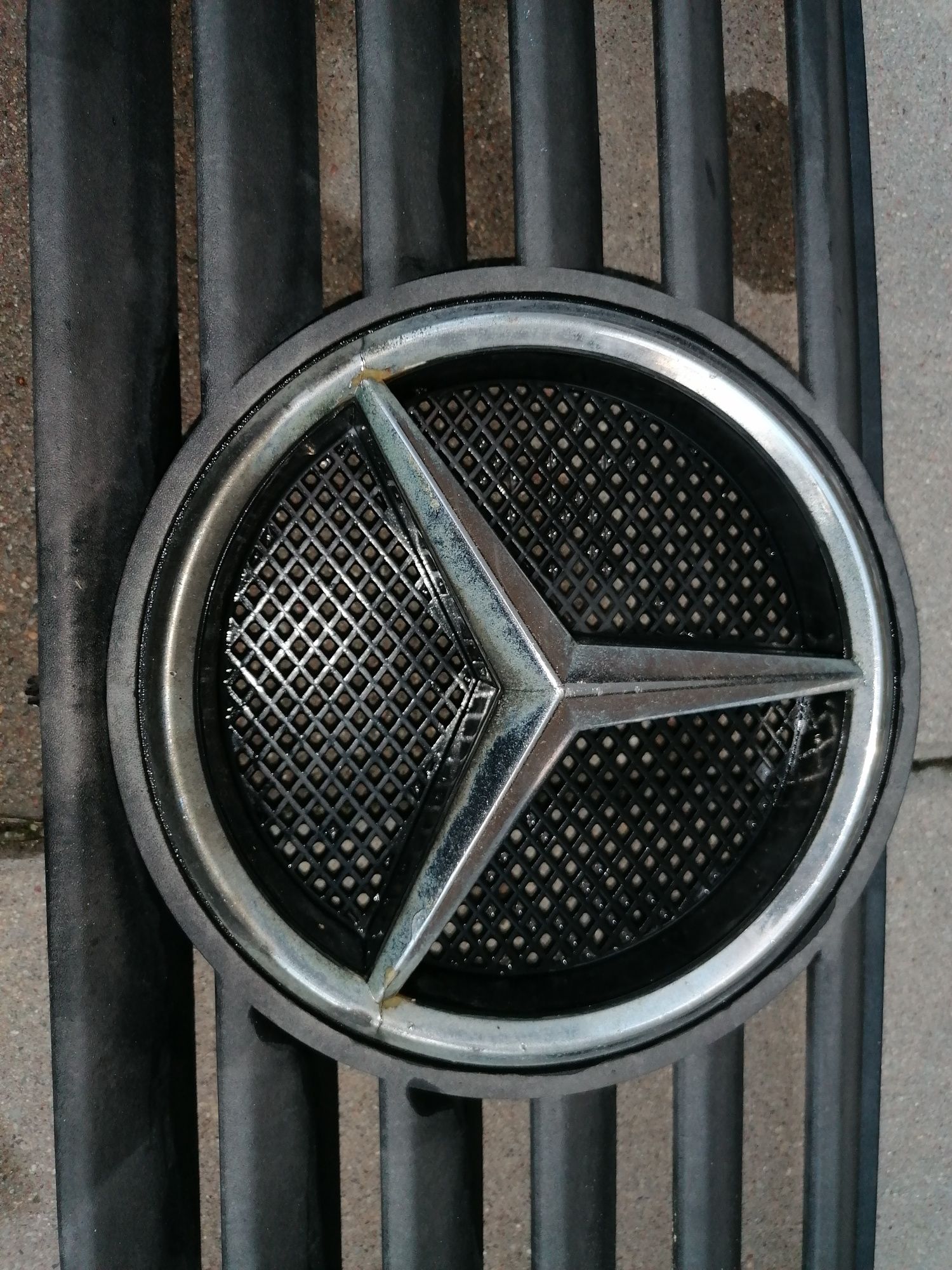 Mercedes Sprinter 901 grill emblemat 99 rok