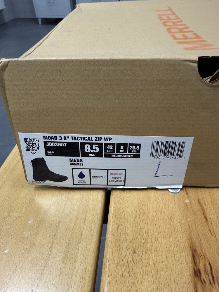 Botas taticas Merrell