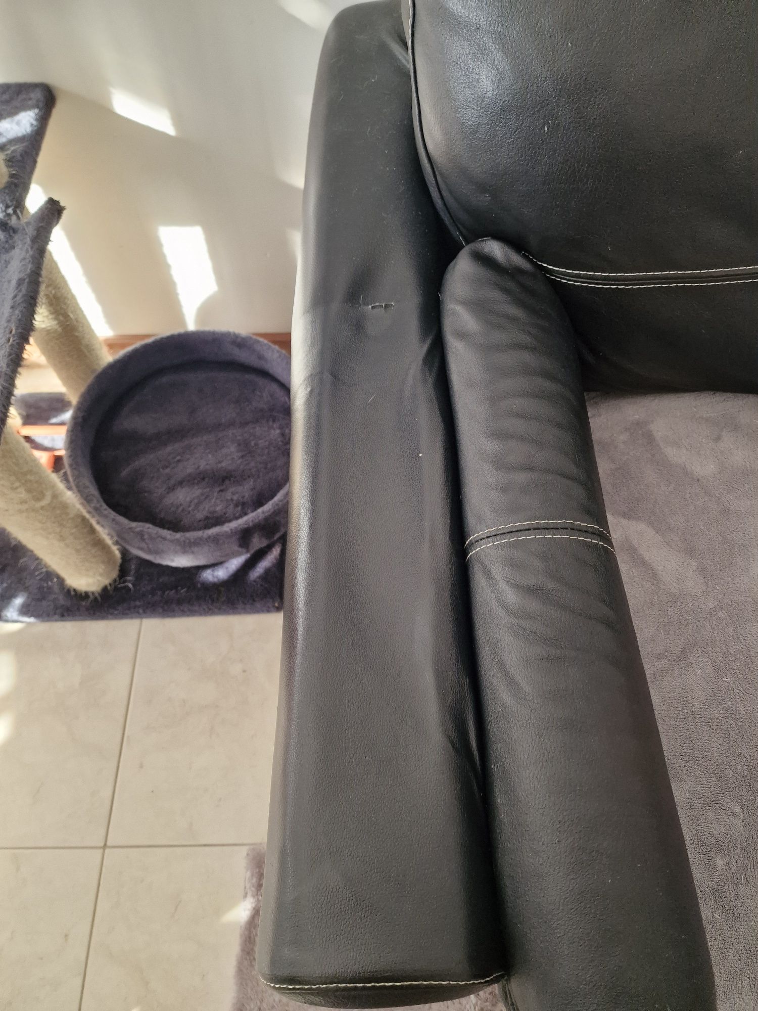 Sofá usado com chaise longue