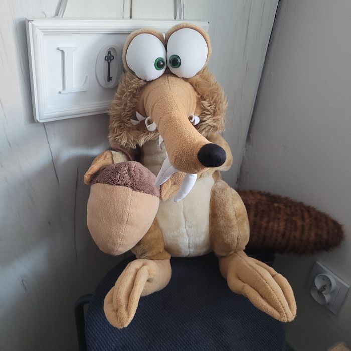 Wiewiorka maskotka duża z bajki epoka lodowcowa